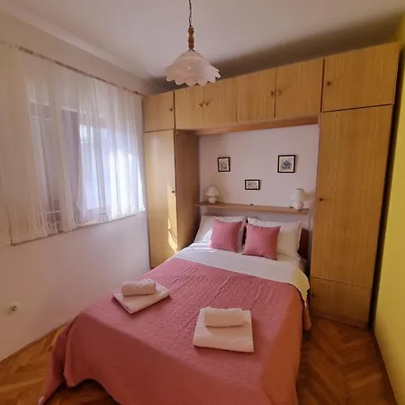 Appartement Vedrana *