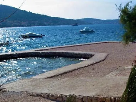 Vedrana *